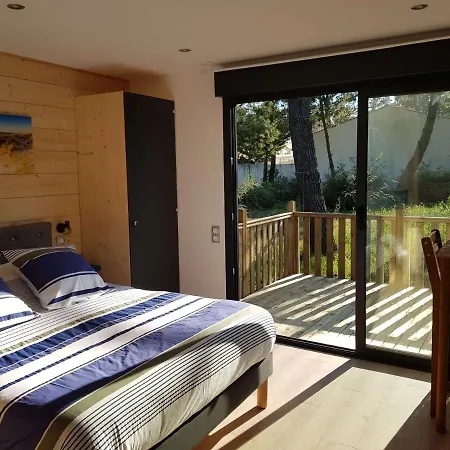 D'hotes Et De La Presqu'ile Bed & Breakfast