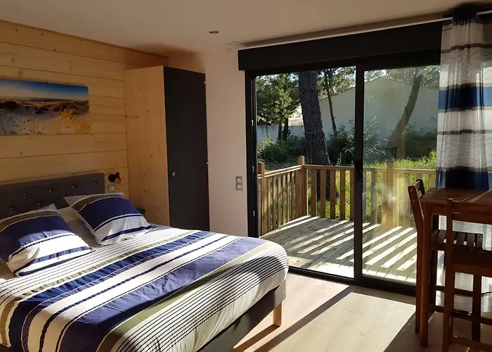 D'hôtes Et De La Presqu'île Alojamento de Acomodação e Pequeno-almoço